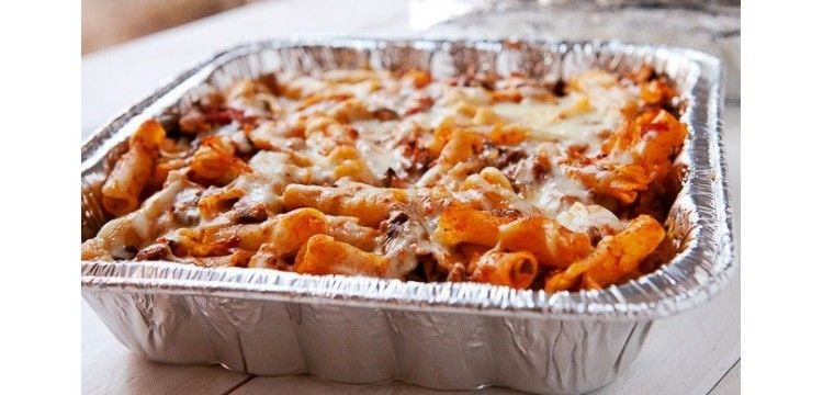 Penne Ala Vodka with Chicken and Broccoli Tray