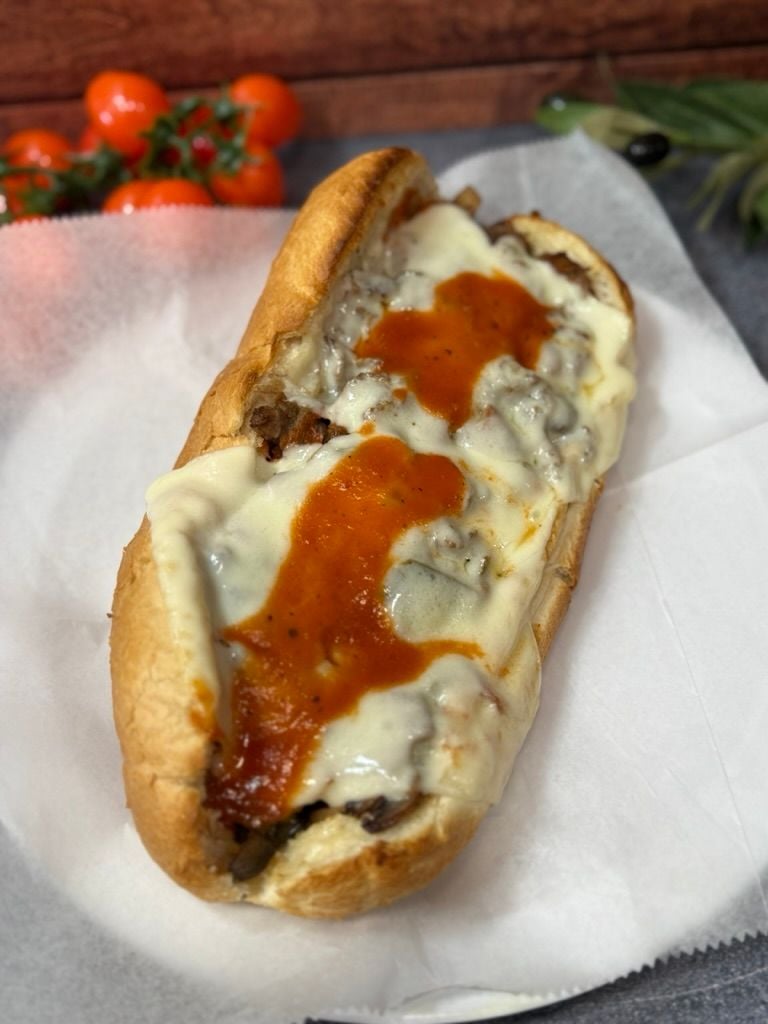 Sliced Steak Pizziola